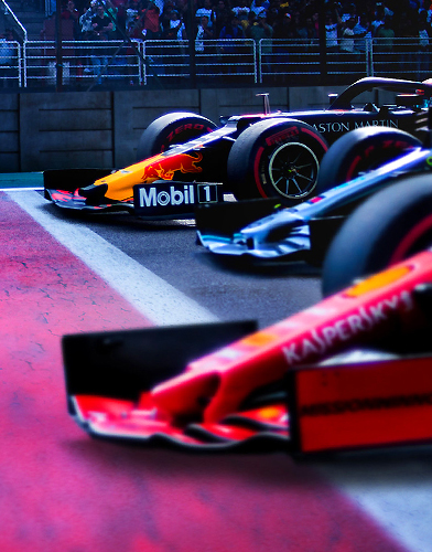Formula 1: Drive to Survive Season 4 poster