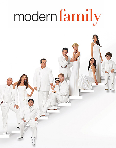 Modern Family Season 3 poster