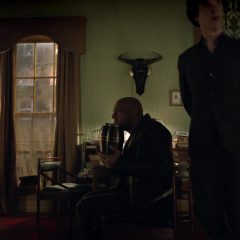 Sherlock Season 2 screenshot 7