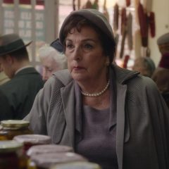 The Marvelous Mrs. Maisel Season 1 screenshot 1