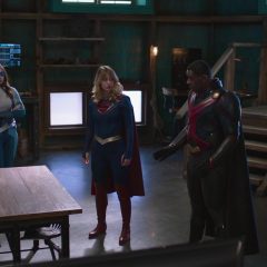 Supergirl Season 6 screenshot 6